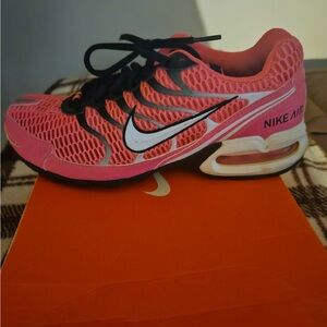 NIKE AIR MAX PINK